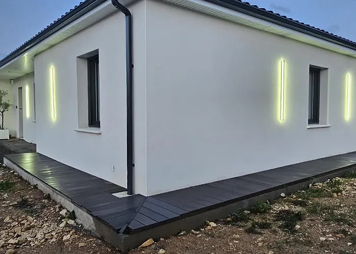 Nesehome, Maison A Proximite Du Futuroscope