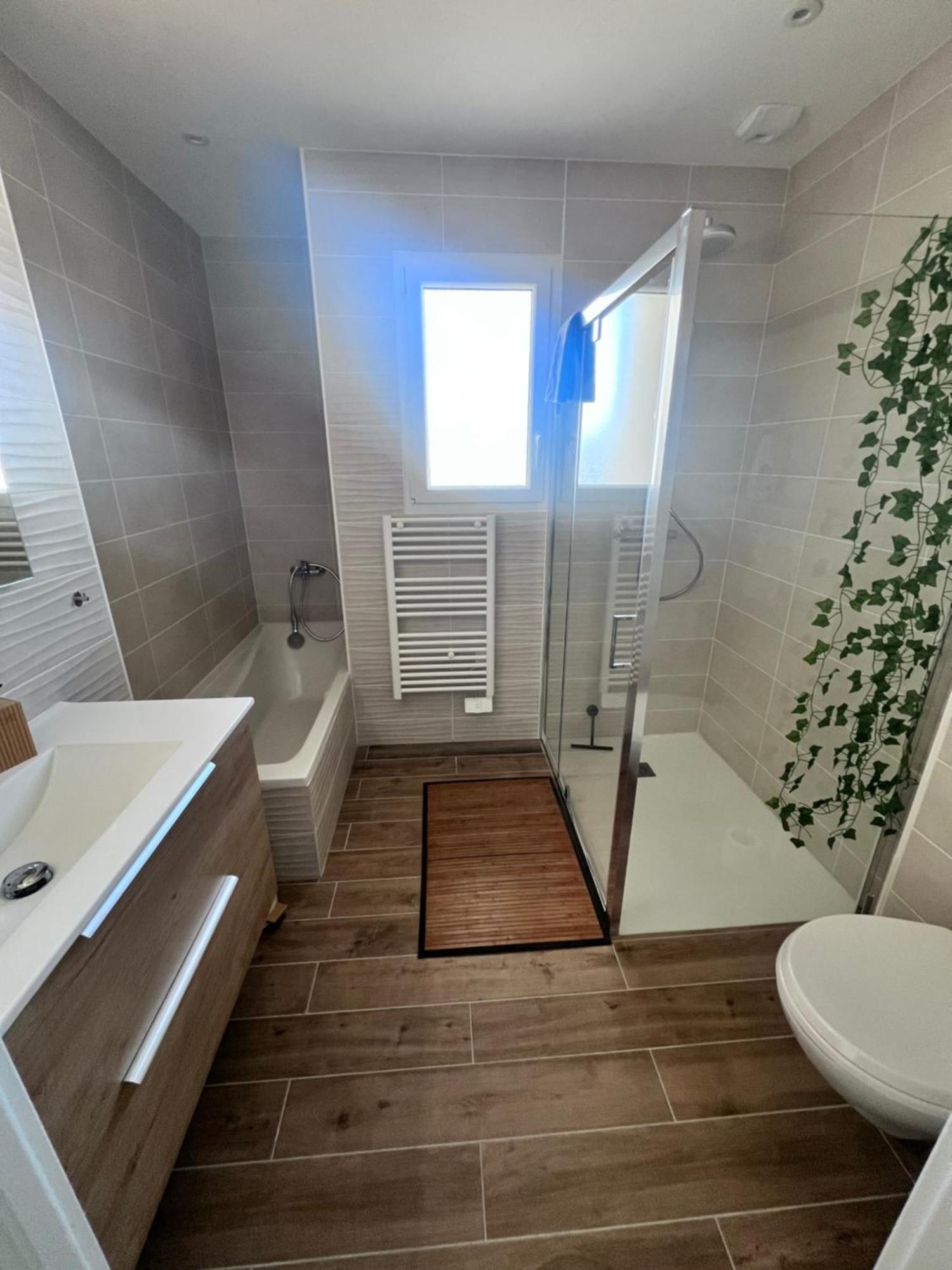 Holiday home Nesehome, Maison A Proximite Du Futuroscope Montamise